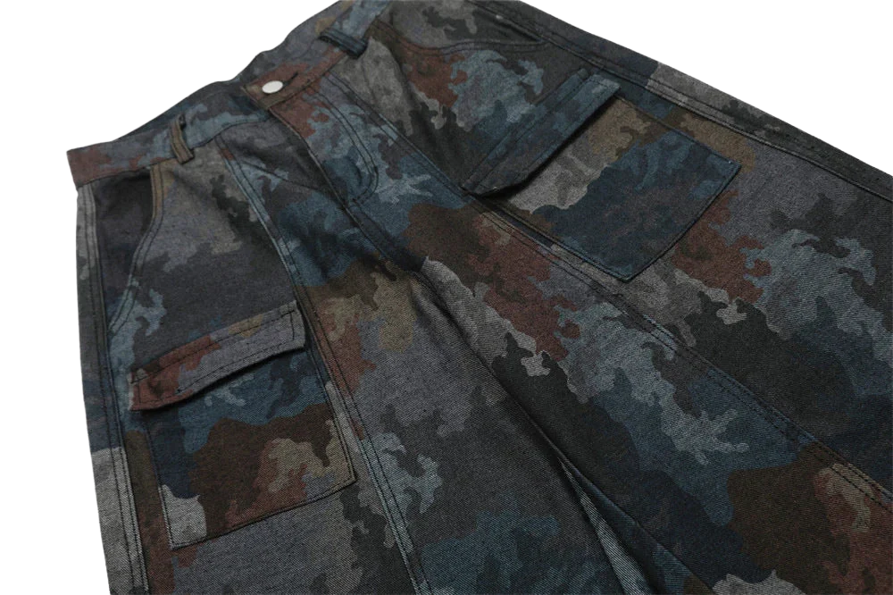 Herenbroek in meerdere kleuren met camouflagepatroon